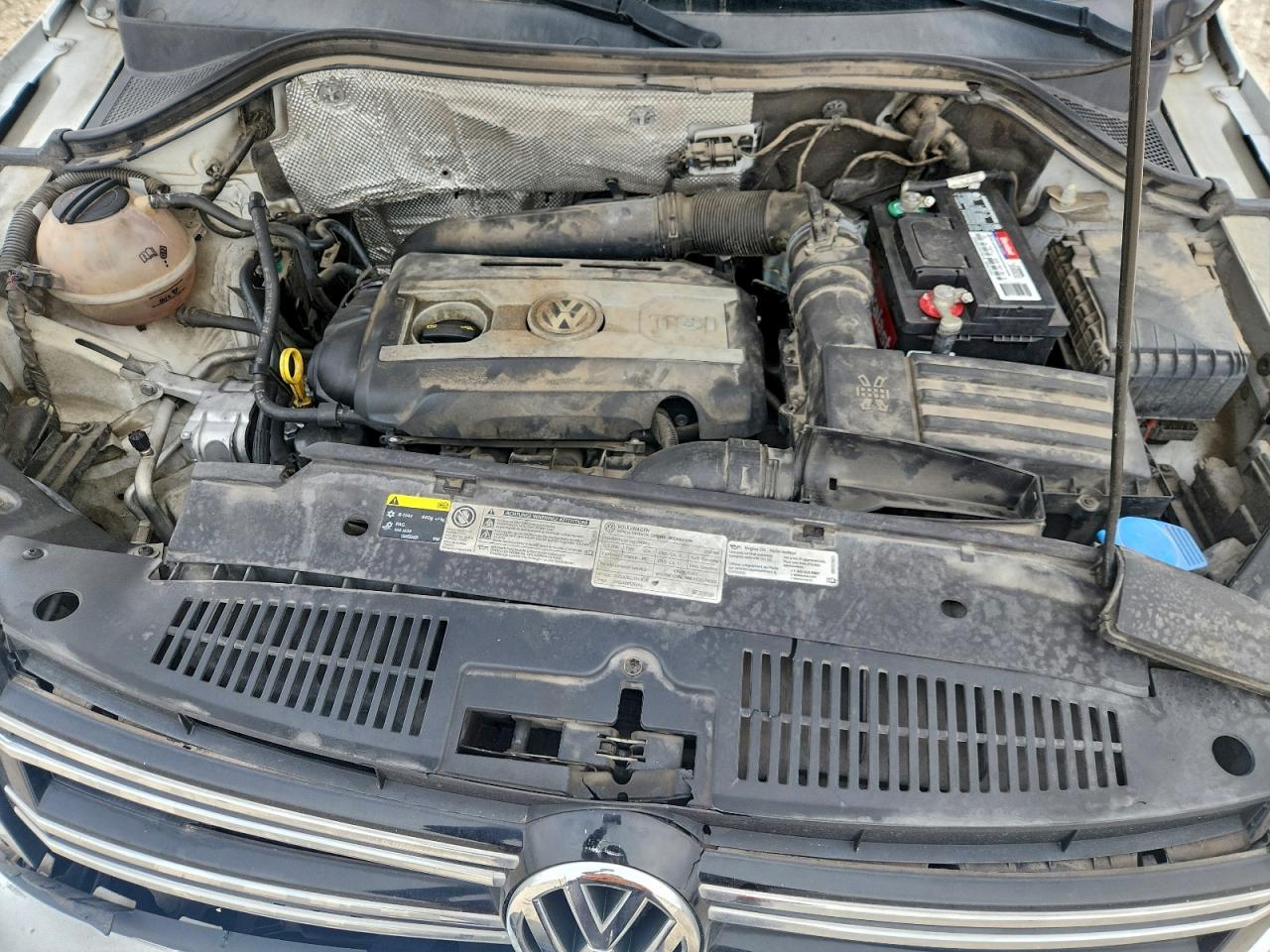 2016 VOLKSWAGEN TIGUAN S photo 12