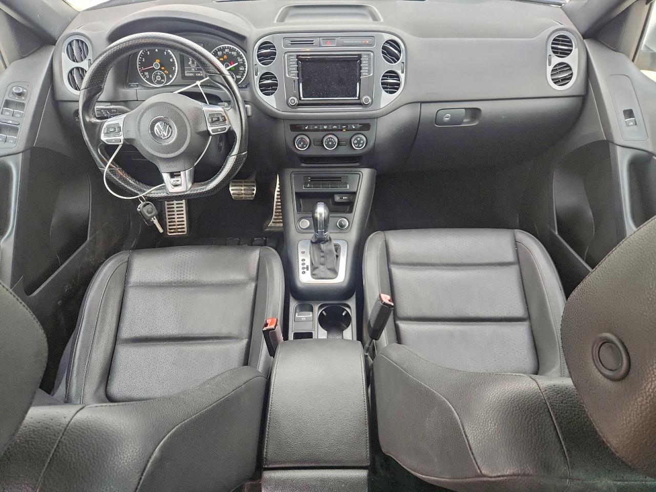 2016 VOLKSWAGEN TIGUAN S photo 8