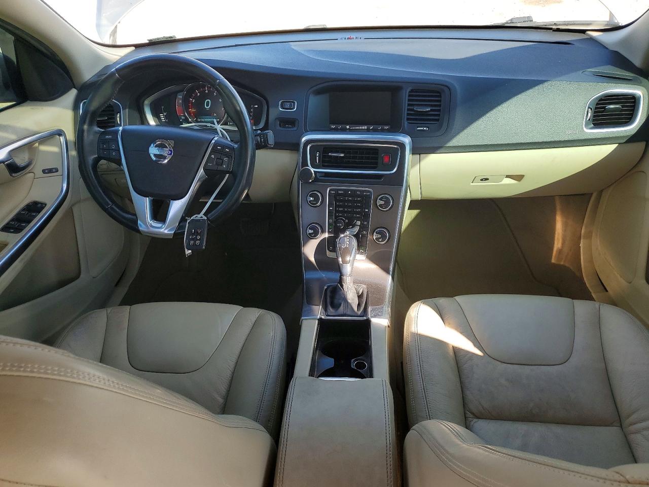 2014 VOLVO S60 T5 photo 8