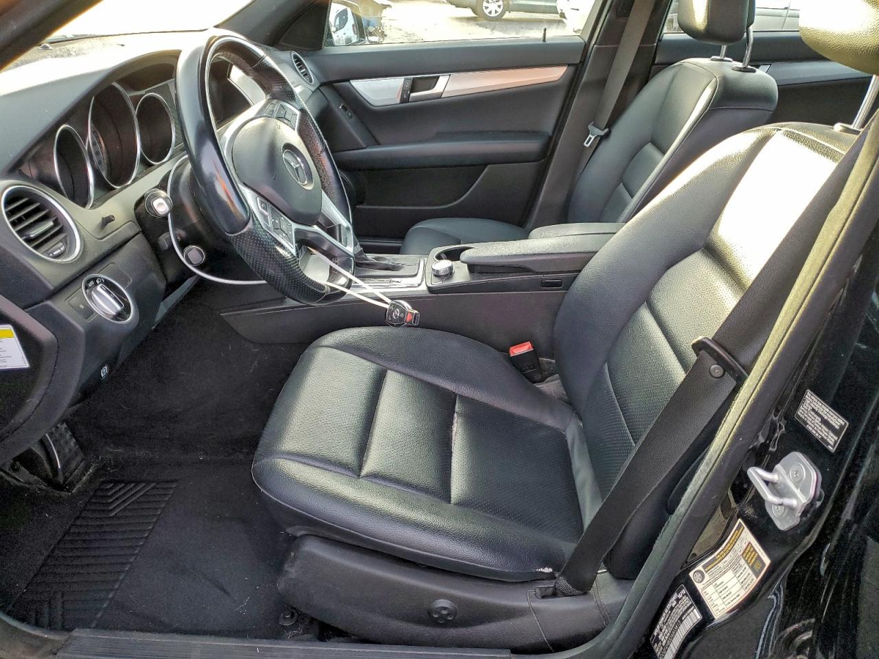 2013 MERCEDES-BENZ C 250 photo 7