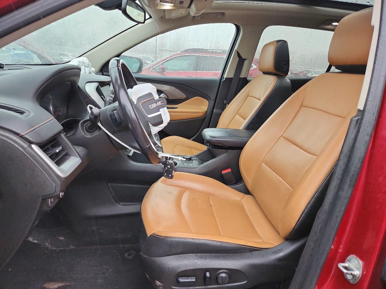 2018 GMC TERRAIN SLT photo 7