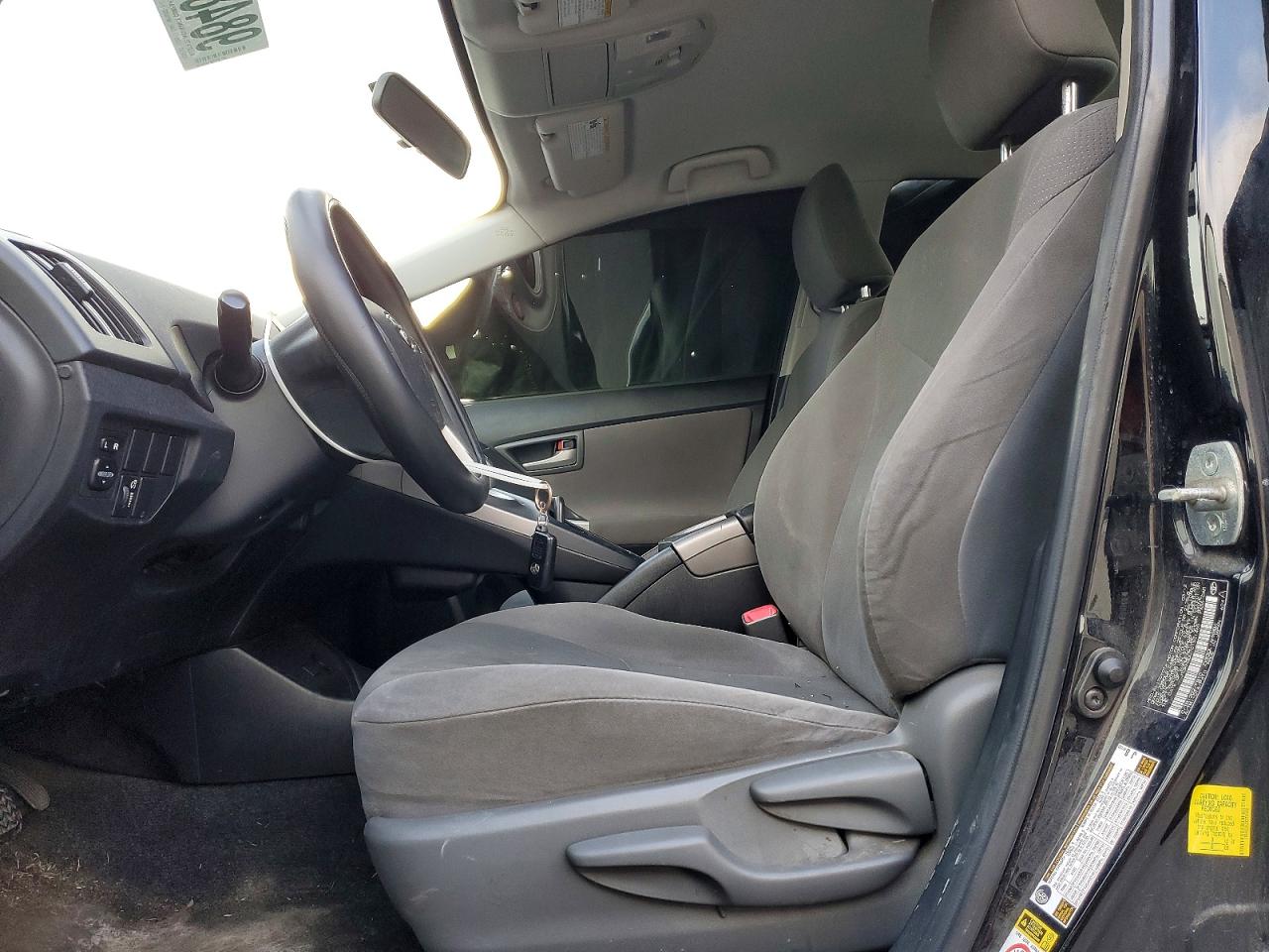 2012 TOYOTA PRIUS photo 7