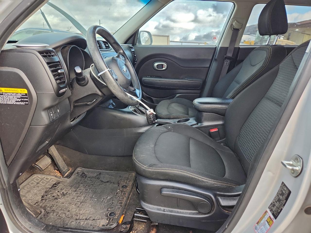 2016 KIA SOUL + photo 13