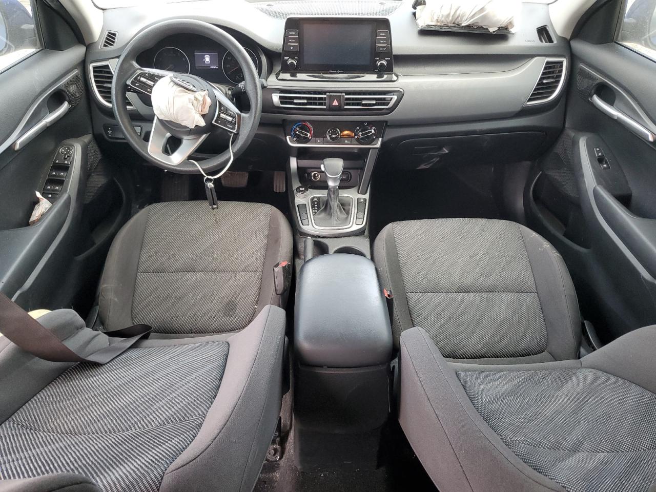 2021 KIA SELTOS LX photo 22