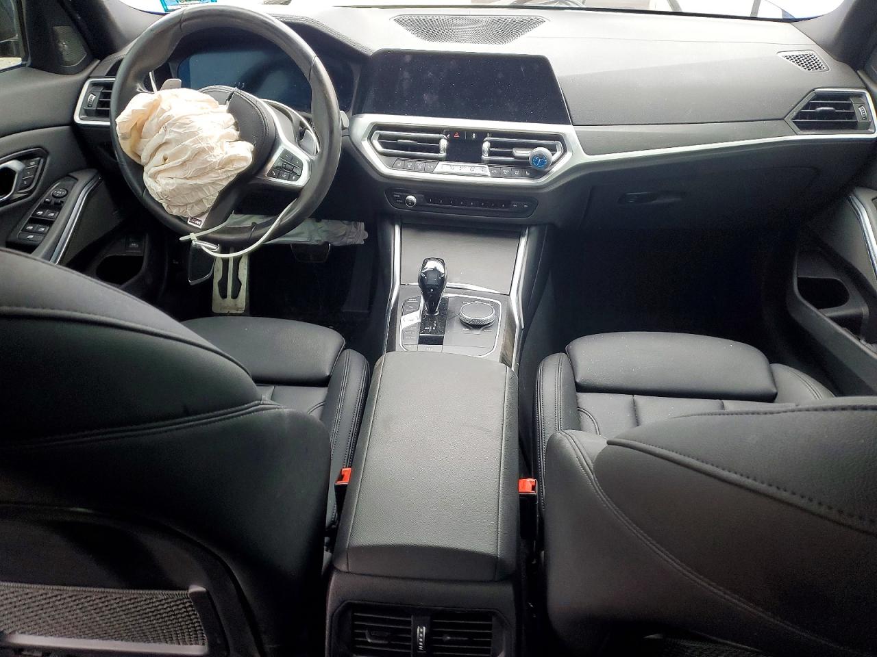 2020 BMW 330XI photo 8