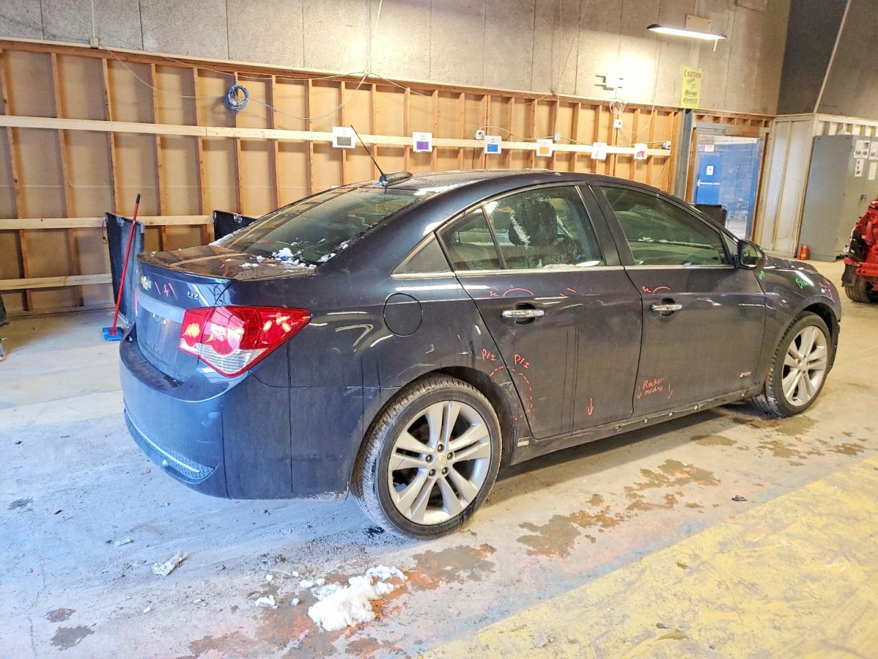 2015 CHEVROLET CRUZE LTZ photo 3