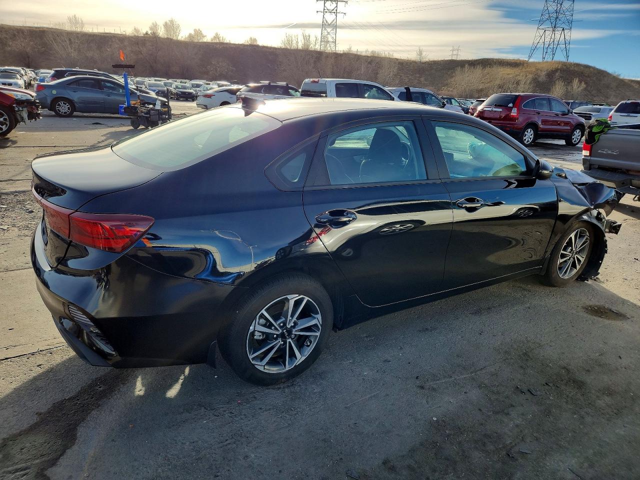 2024 KIA FORTE LXS photo 5