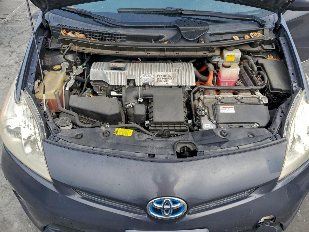 2013 TOYOTA PRIUS photo 11