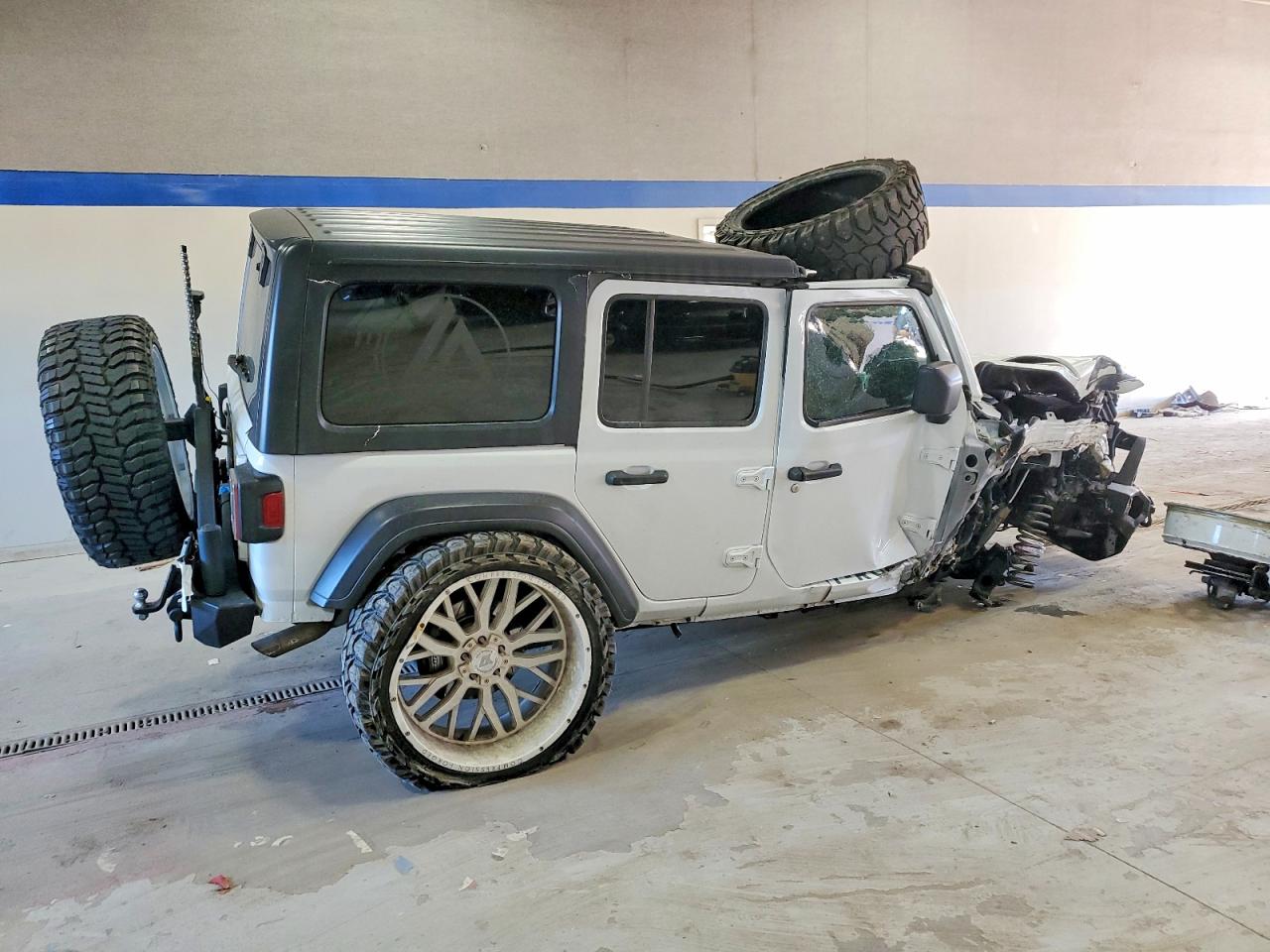 2019 JEEP WRANGLER UNLIMITED SPORT photo 3