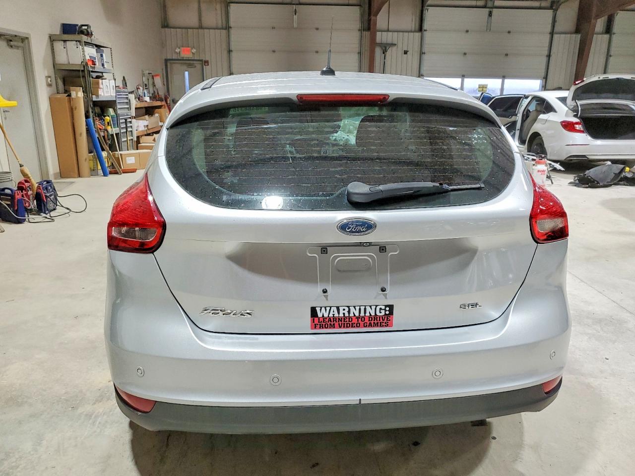 2017 FORD FOCUS SEL photo 6