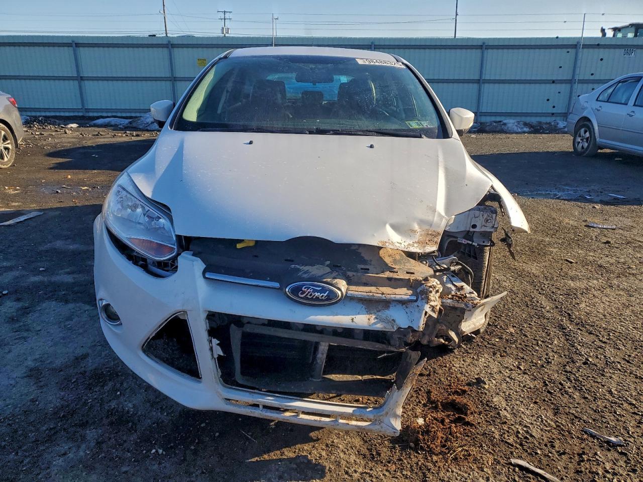 2014 FORD FOCUS SE photo 9