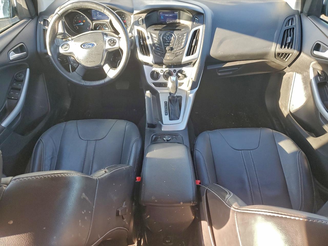 2014 FORD FOCUS SE photo 15