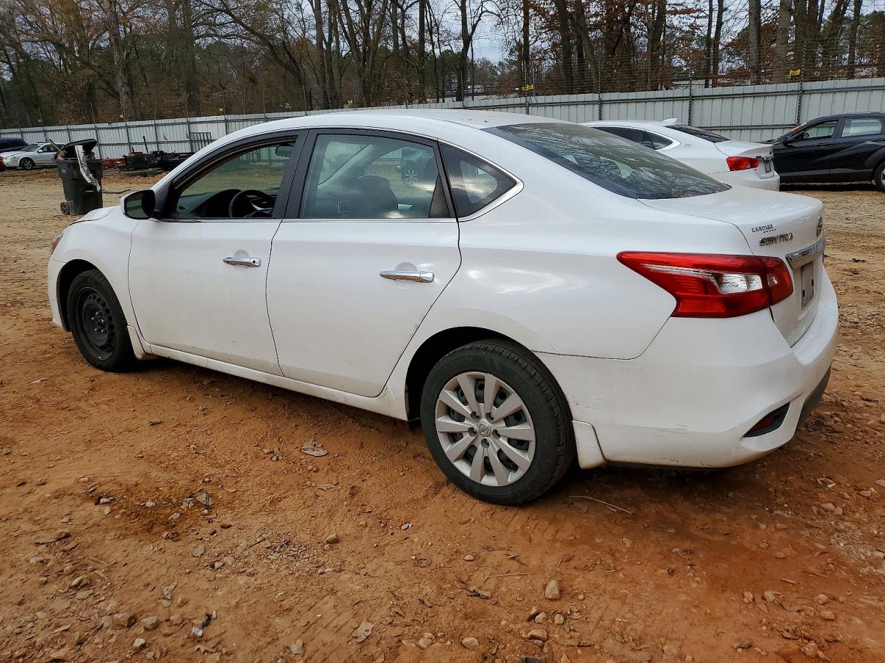 2018 NISSAN SENTRA S photo 2