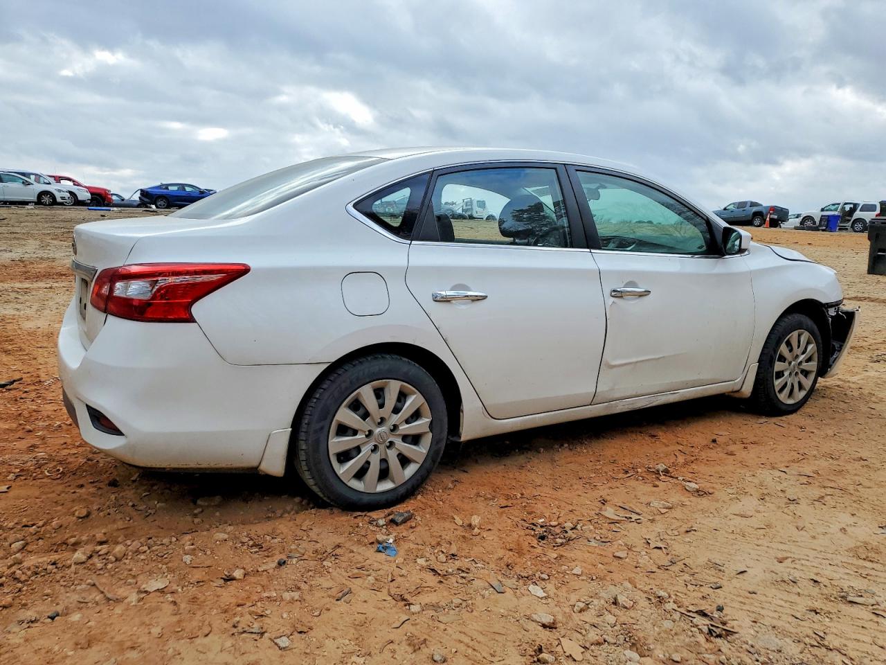 2018 NISSAN SENTRA S photo 3