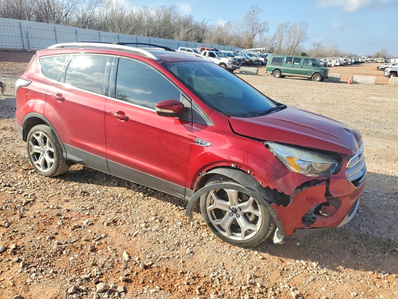 2017 FORD ESCAPE TITANIUM photo 4