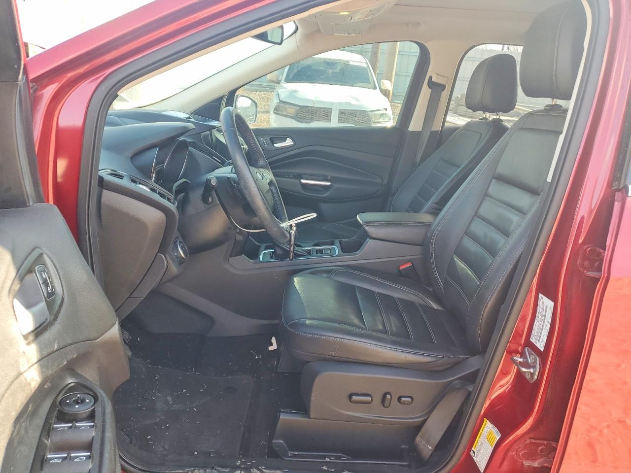2017 FORD ESCAPE TITANIUM photo 7