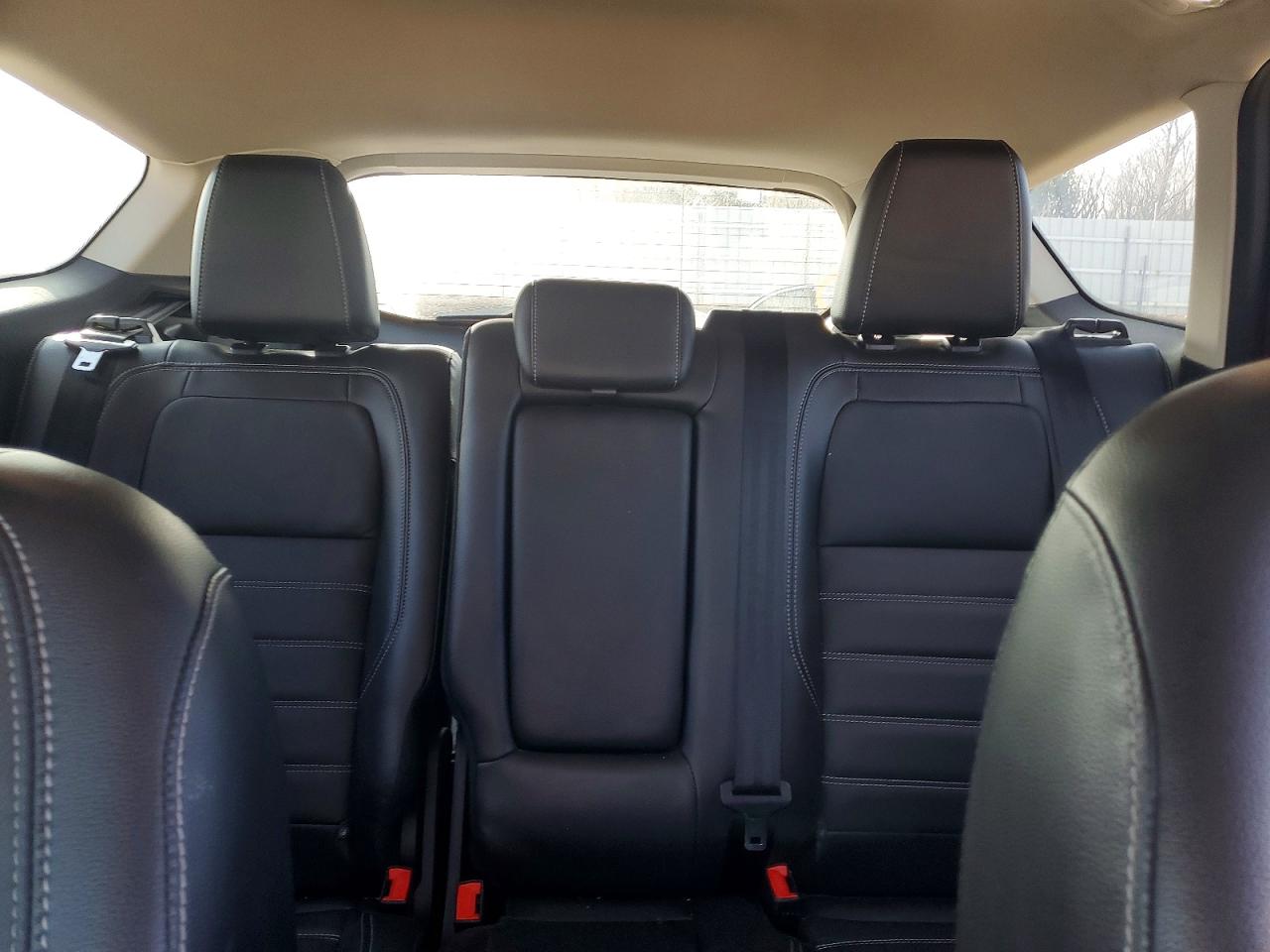 2017 FORD ESCAPE TITANIUM photo 10