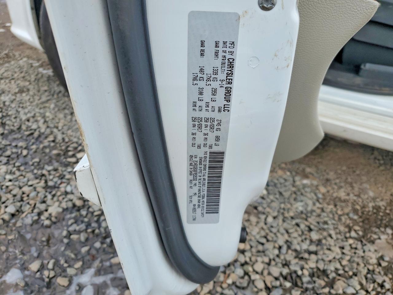 2015 DODGE GRAND CARAVAN SE photo 13