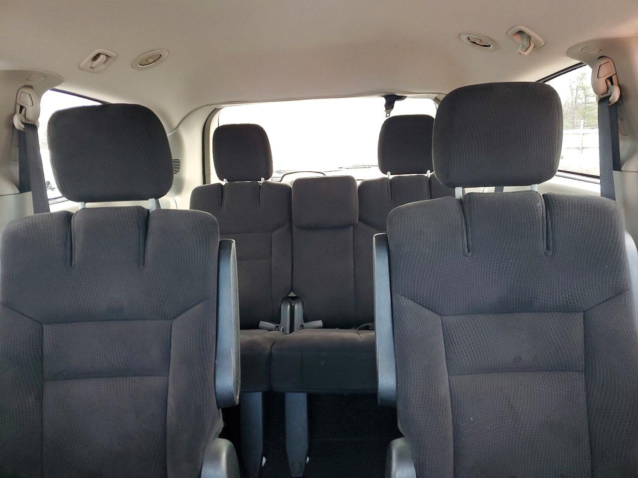 2015 DODGE GRAND CARAVAN SE photo 10