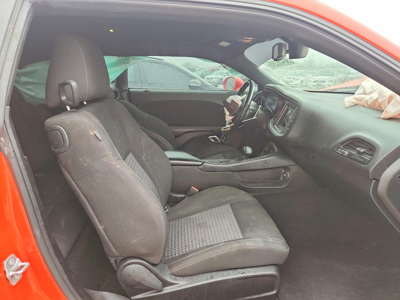 2022 DODGE CHALLENGER photo 19