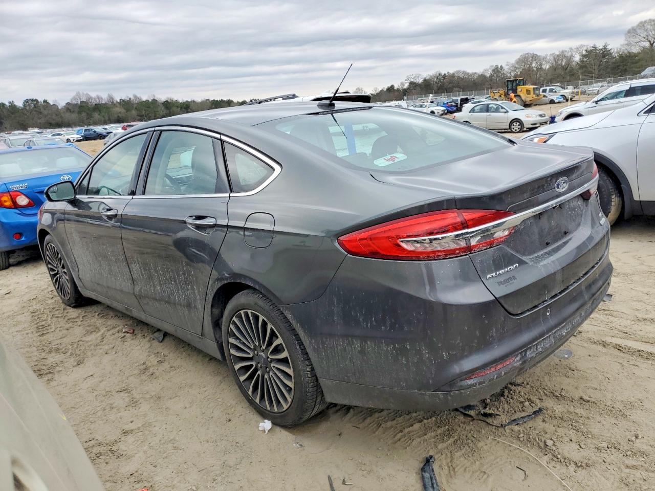 2017 FORD FUSION SE photo 2