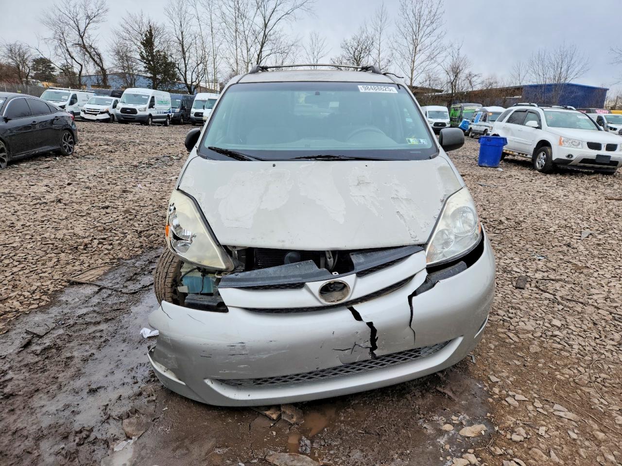 2006 TOYOTA SIENNA CE photo 5