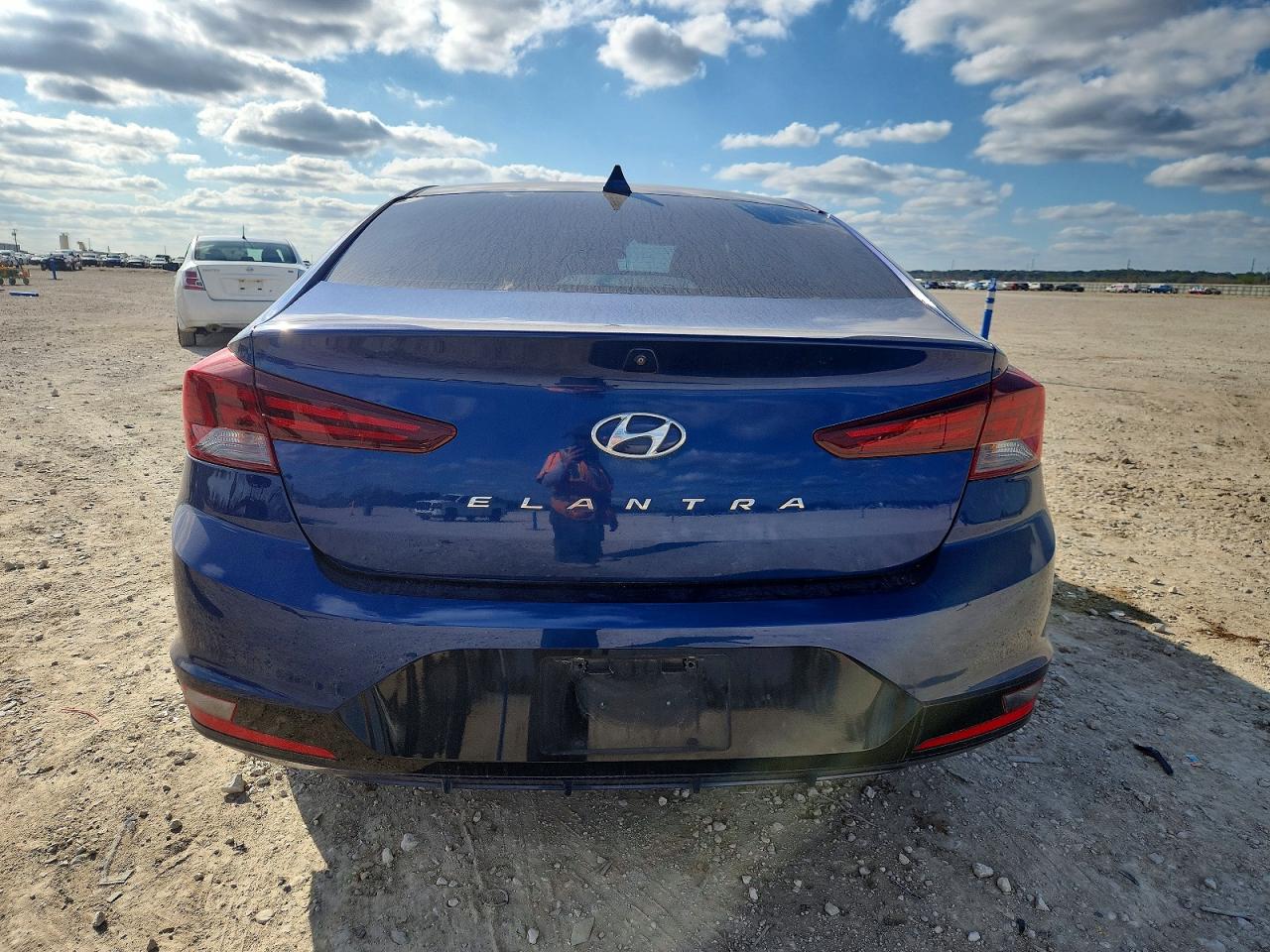 2020 HYUNDAI ELANTRA SEL photo 6