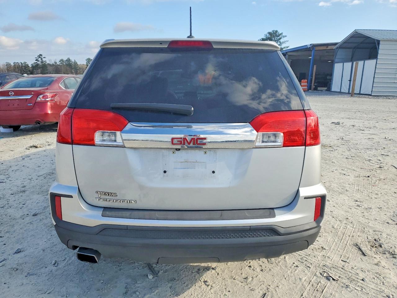 2017 GMC TERRAIN SLE photo 6
