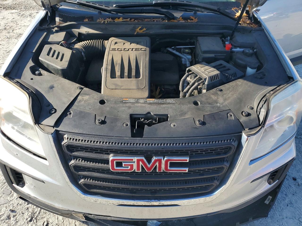 2017 GMC TERRAIN SLE photo 12