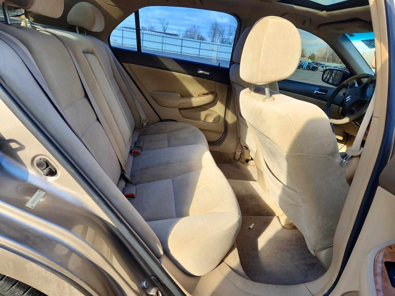 2005 HONDA ACCORD LX photo 10
