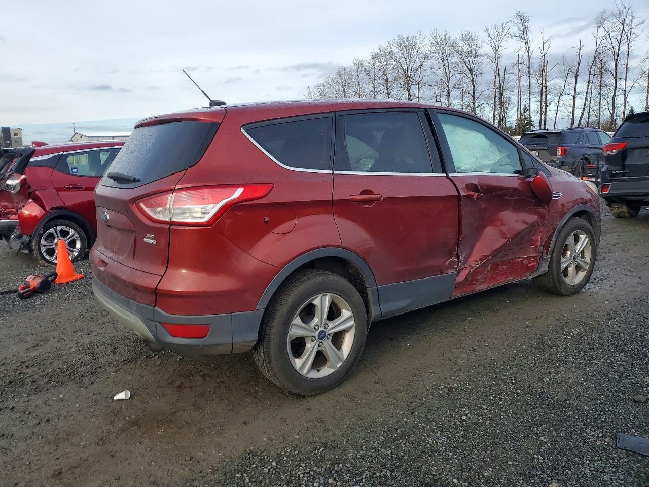 2015 FORD ESCAPE SE photo 3