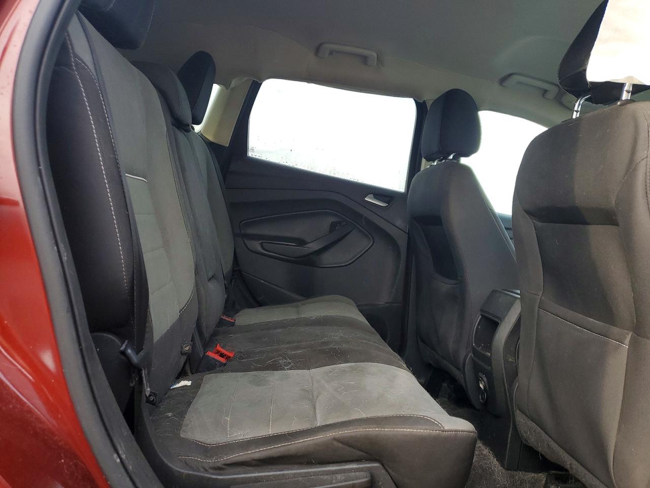 2015 FORD ESCAPE SE photo 11