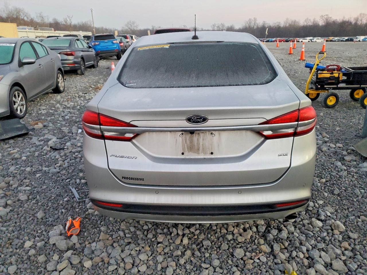 2017 FORD FUSION SE photo 6