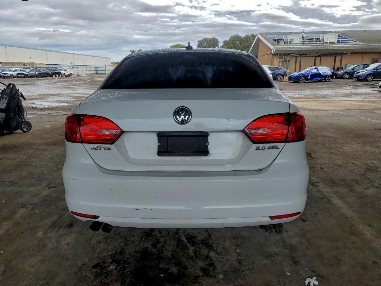 2012 VOLKSWAGEN JETTA SEL photo 6