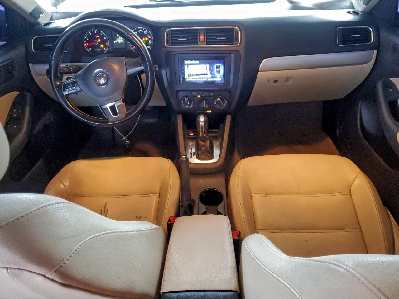 2012 VOLKSWAGEN JETTA SEL photo 8