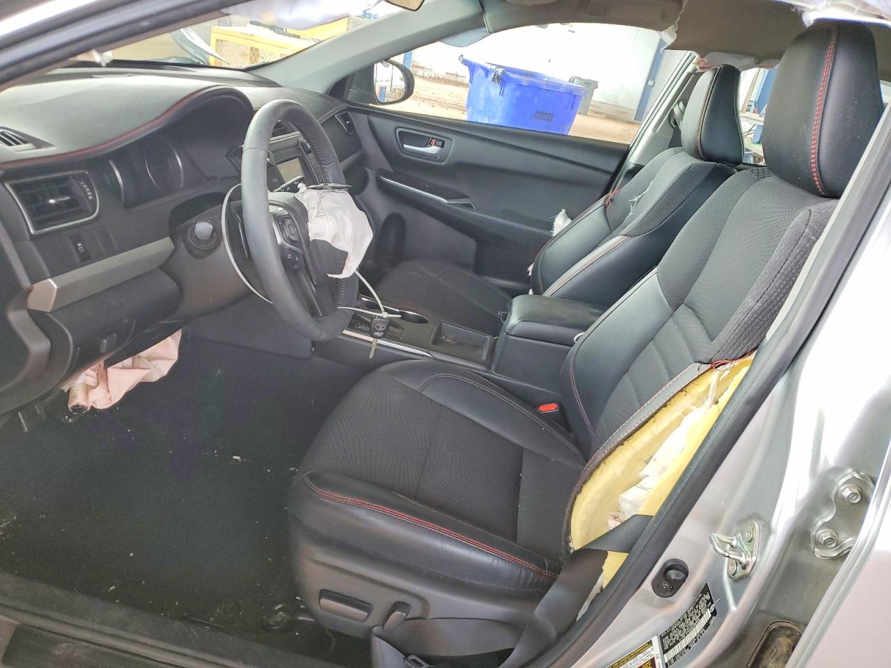 2017 TOYOTA CAMRY SE photo 7