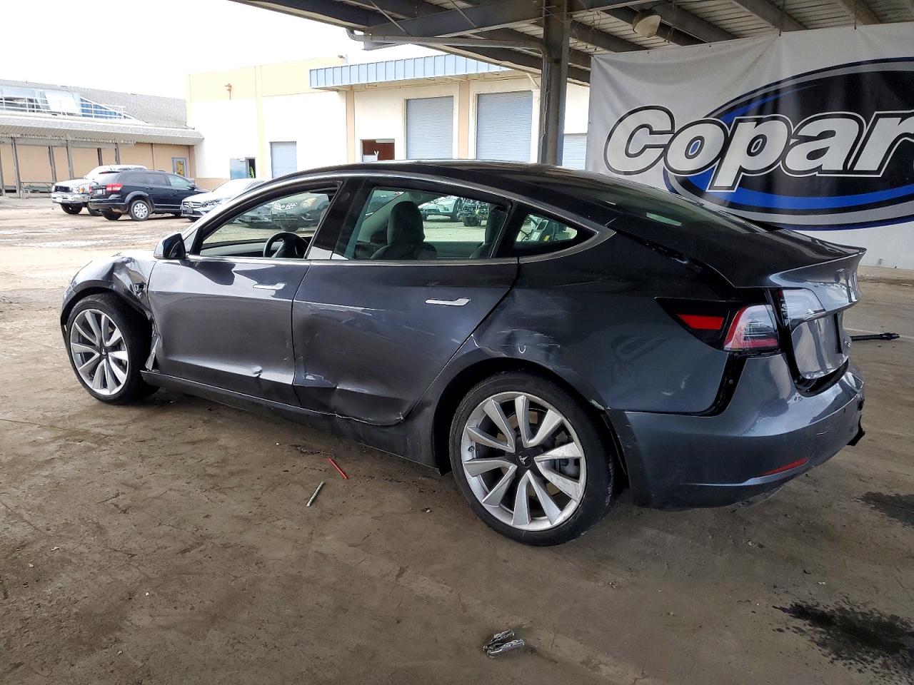 2019 TESLA MODEL 3 photo 2