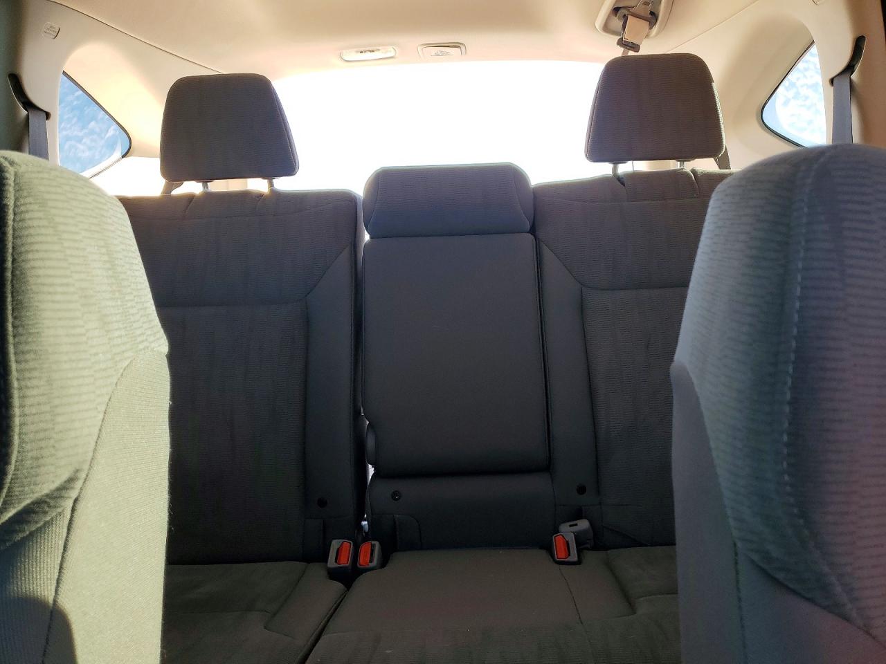 2014 HONDA CR-V LX photo 10