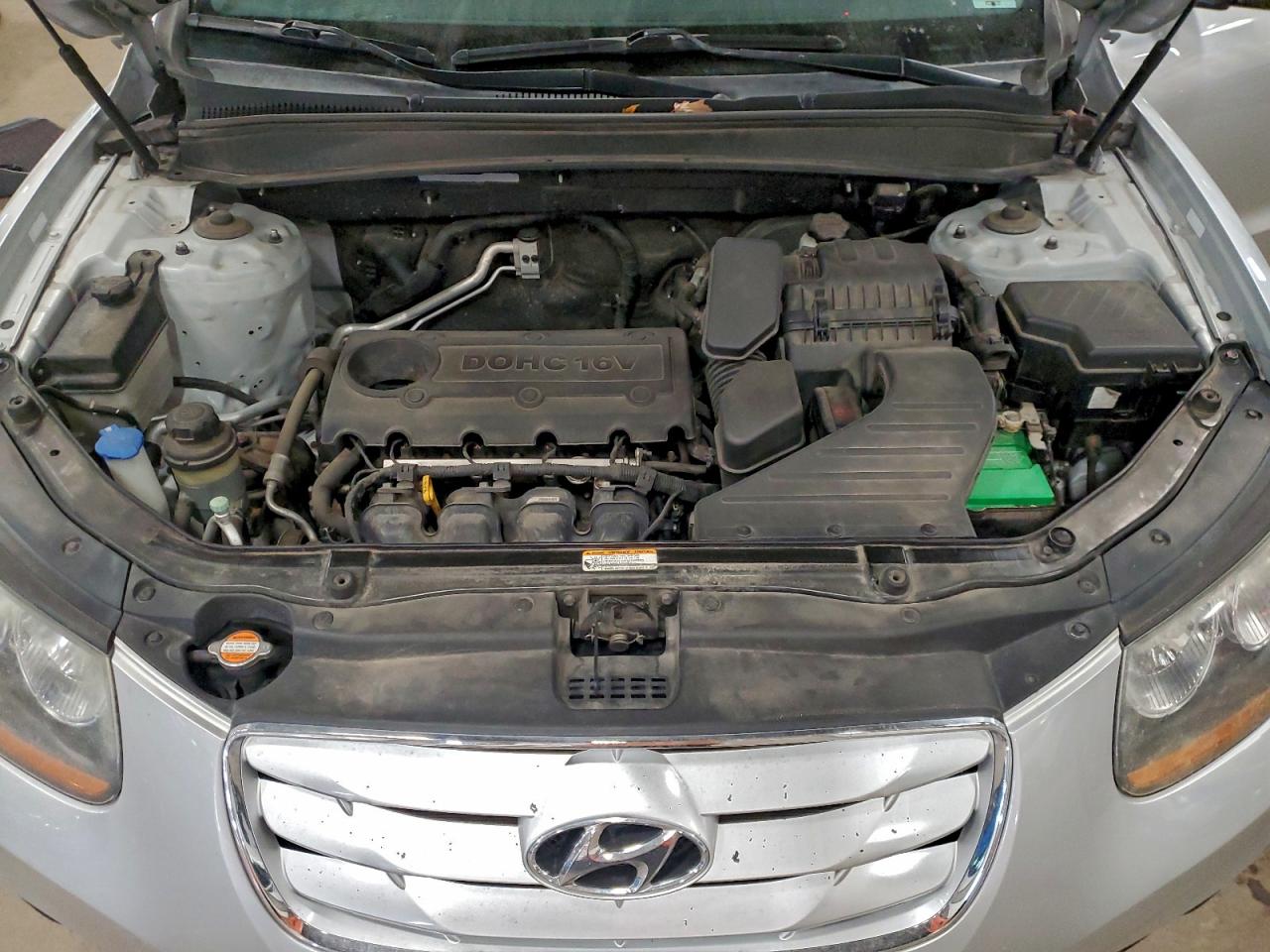2011 HYUNDAI SANTA FE GLS photo 12