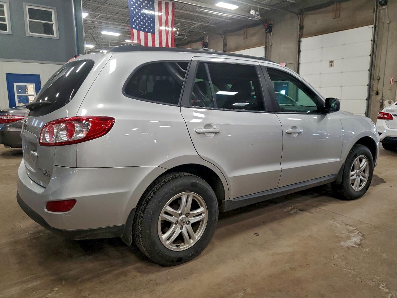2011 HYUNDAI SANTA FE GLS photo 3