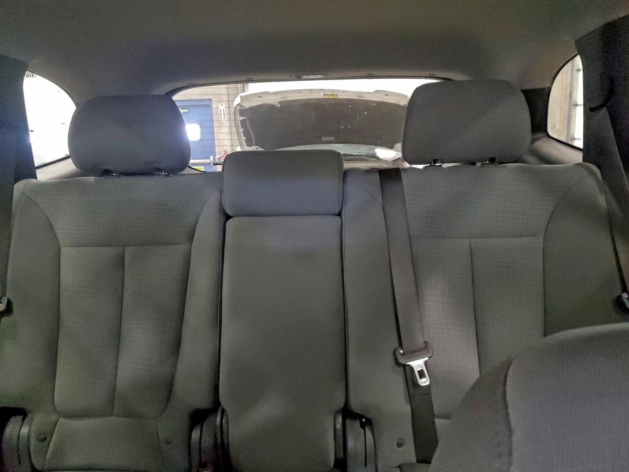 2011 HYUNDAI SANTA FE GLS photo 10