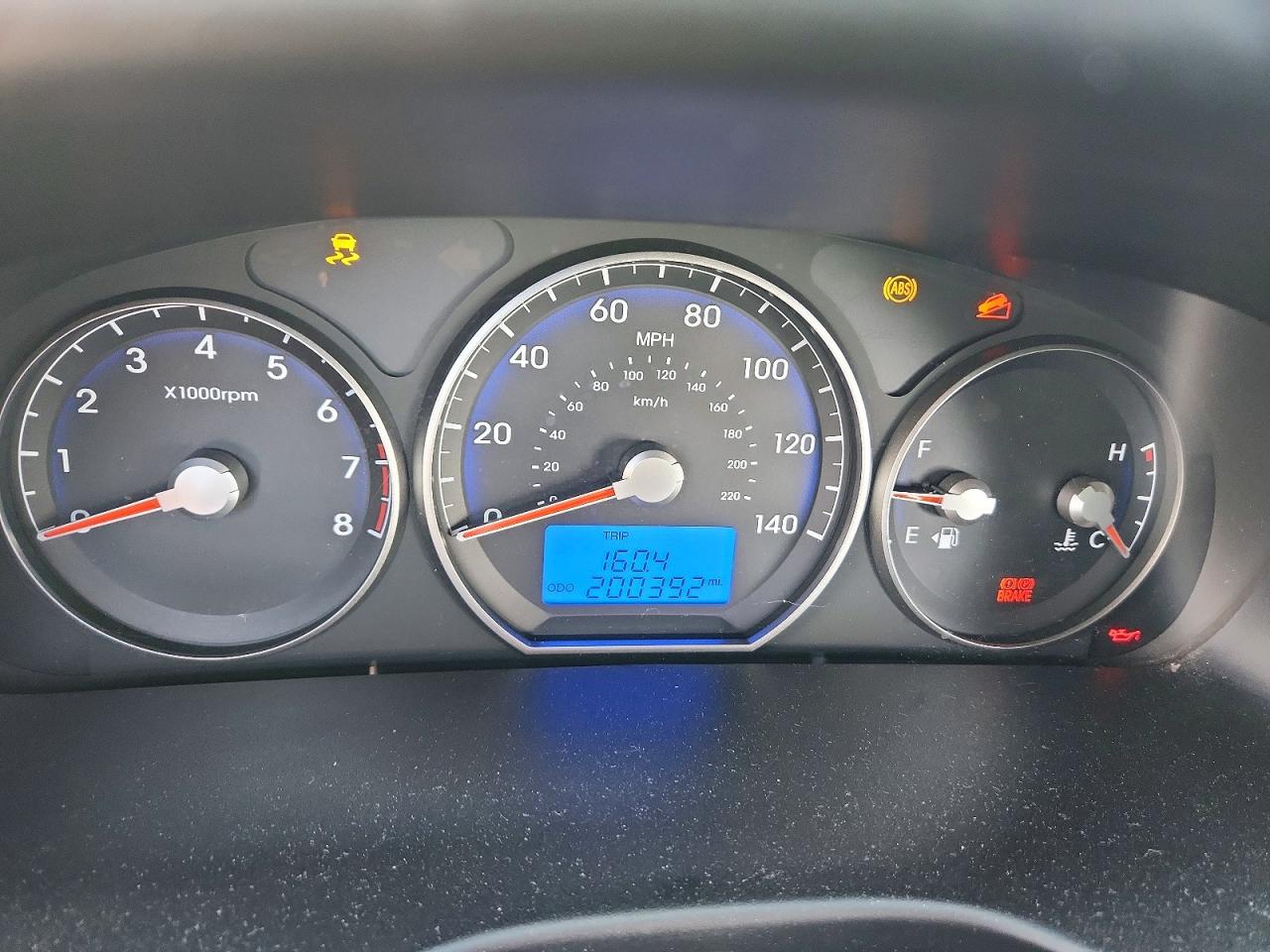2012 HYUNDAI SANTA FE GLS photo 9