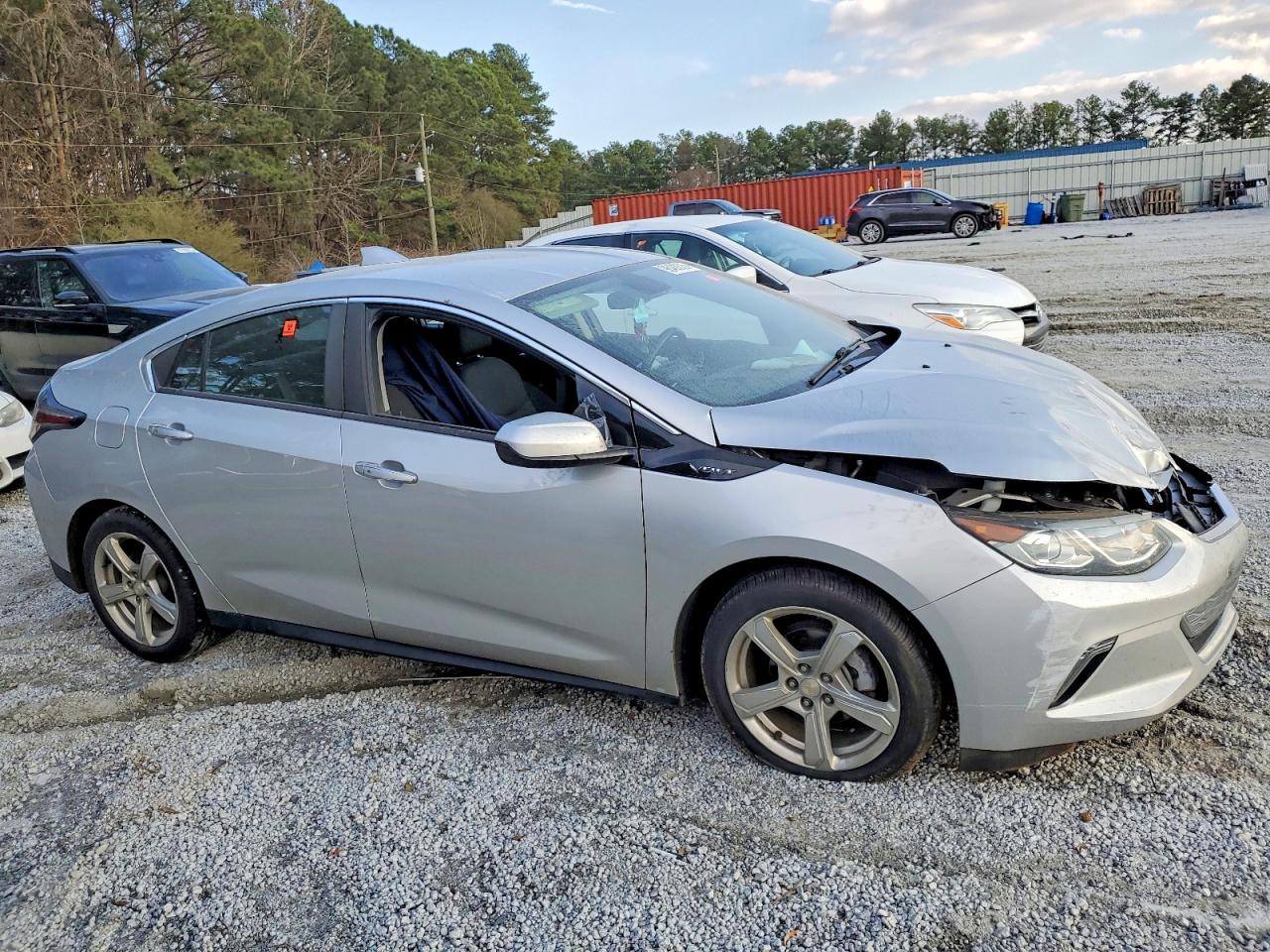 2017 CHEVROLET VOLT LT photo 4