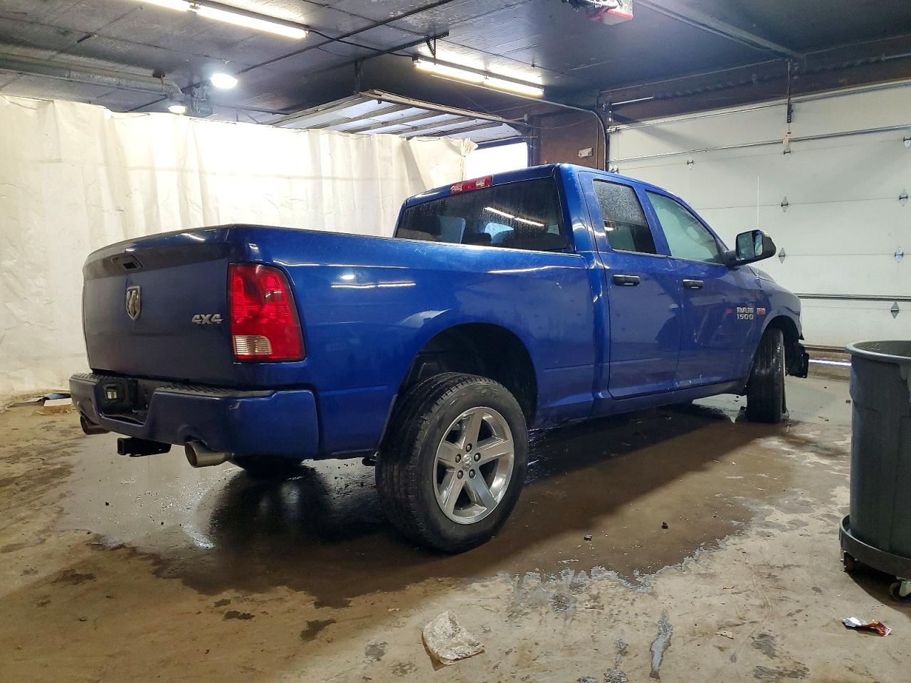 2014 RAM 1500 ST photo 3