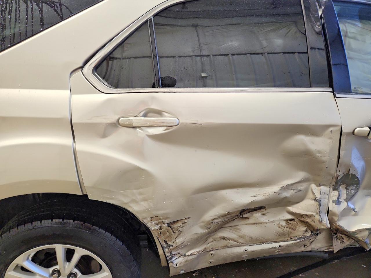 2016 CHEVROLET EQUINOX LT photo 21