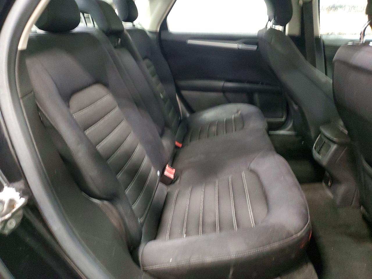 2013 FORD FUSION SE photo 10