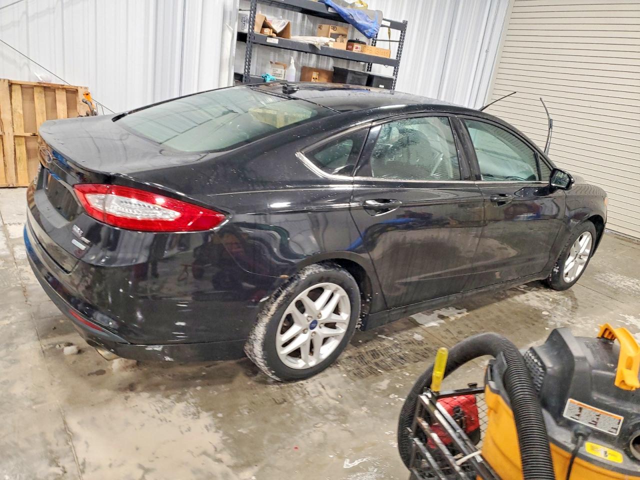 2013 FORD FUSION SE photo 3