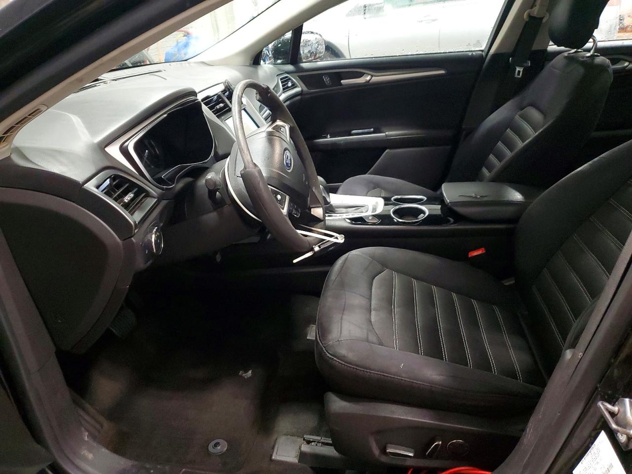 2013 FORD FUSION SE photo 7