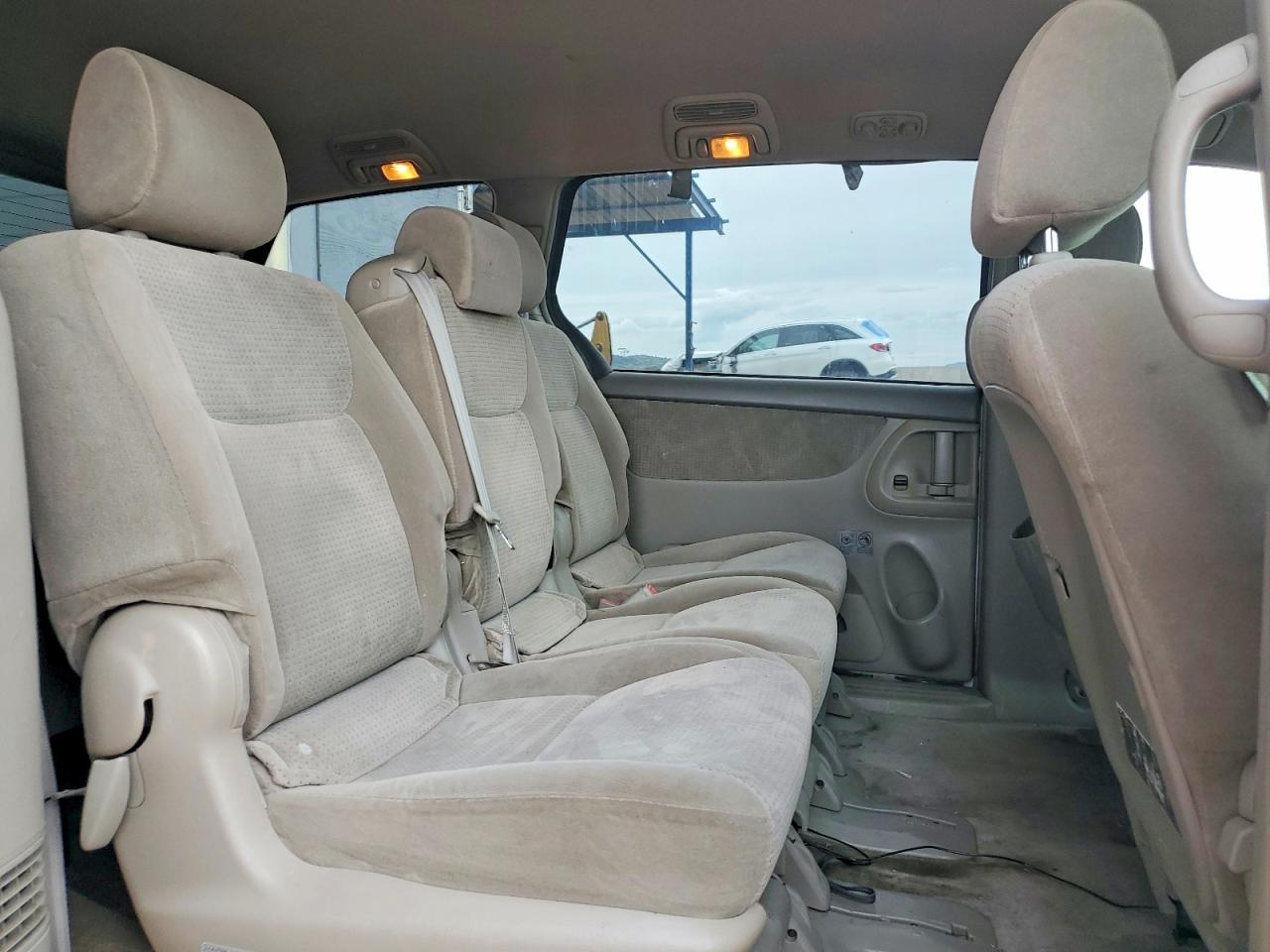 2008 TOYOTA SIENNA photo 21