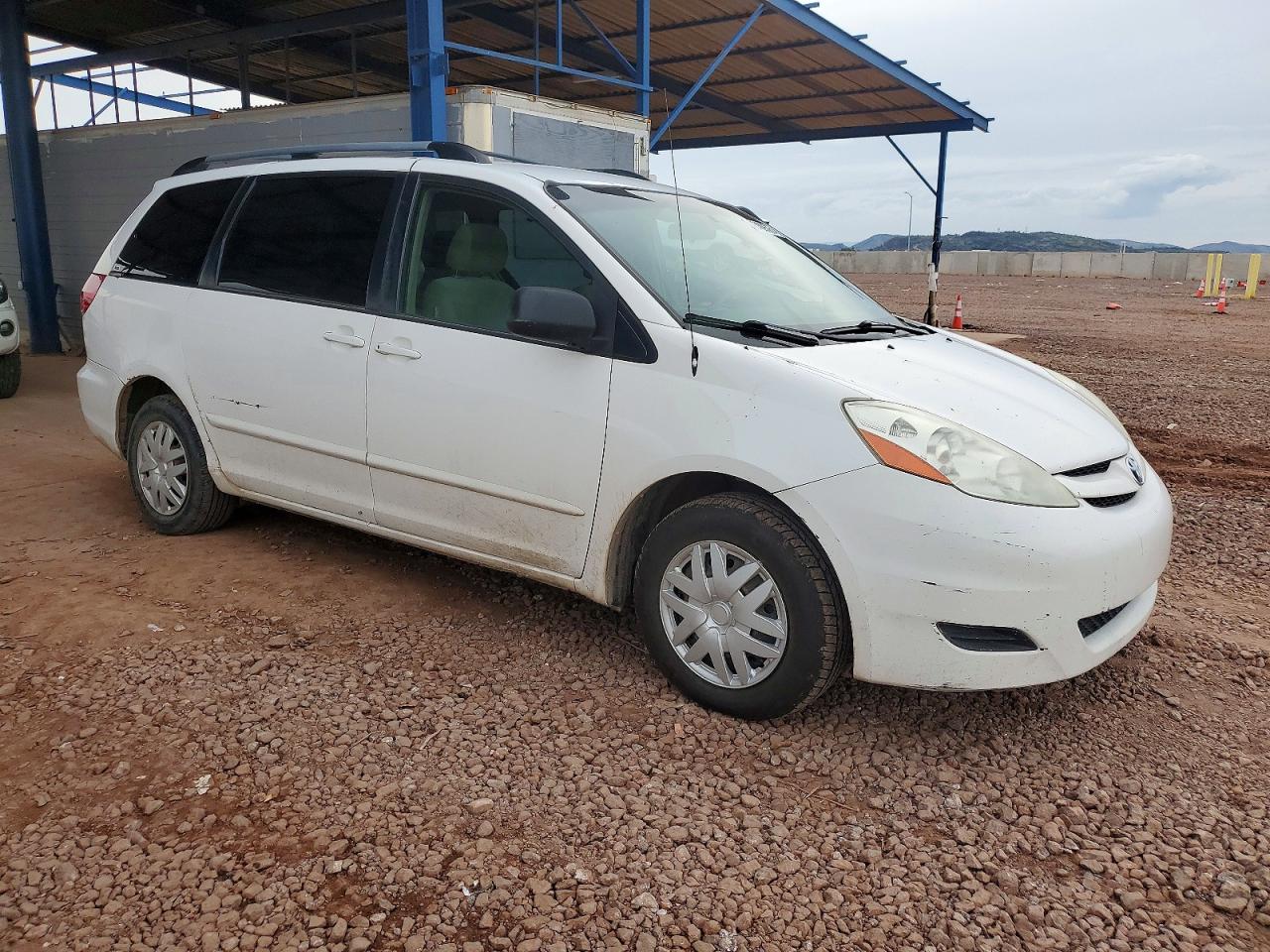 2008 TOYOTA SIENNA photo 7